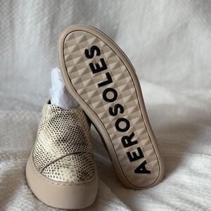 Aerosoles snake print Tan and cream slip-on sneakers hidden wedge